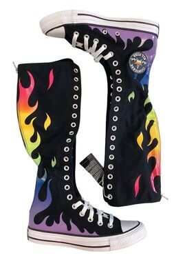 Converse NWOT Women’s 7 / Men’s 5 Chuck Taylor XXHi Pride Sneakers A15779C